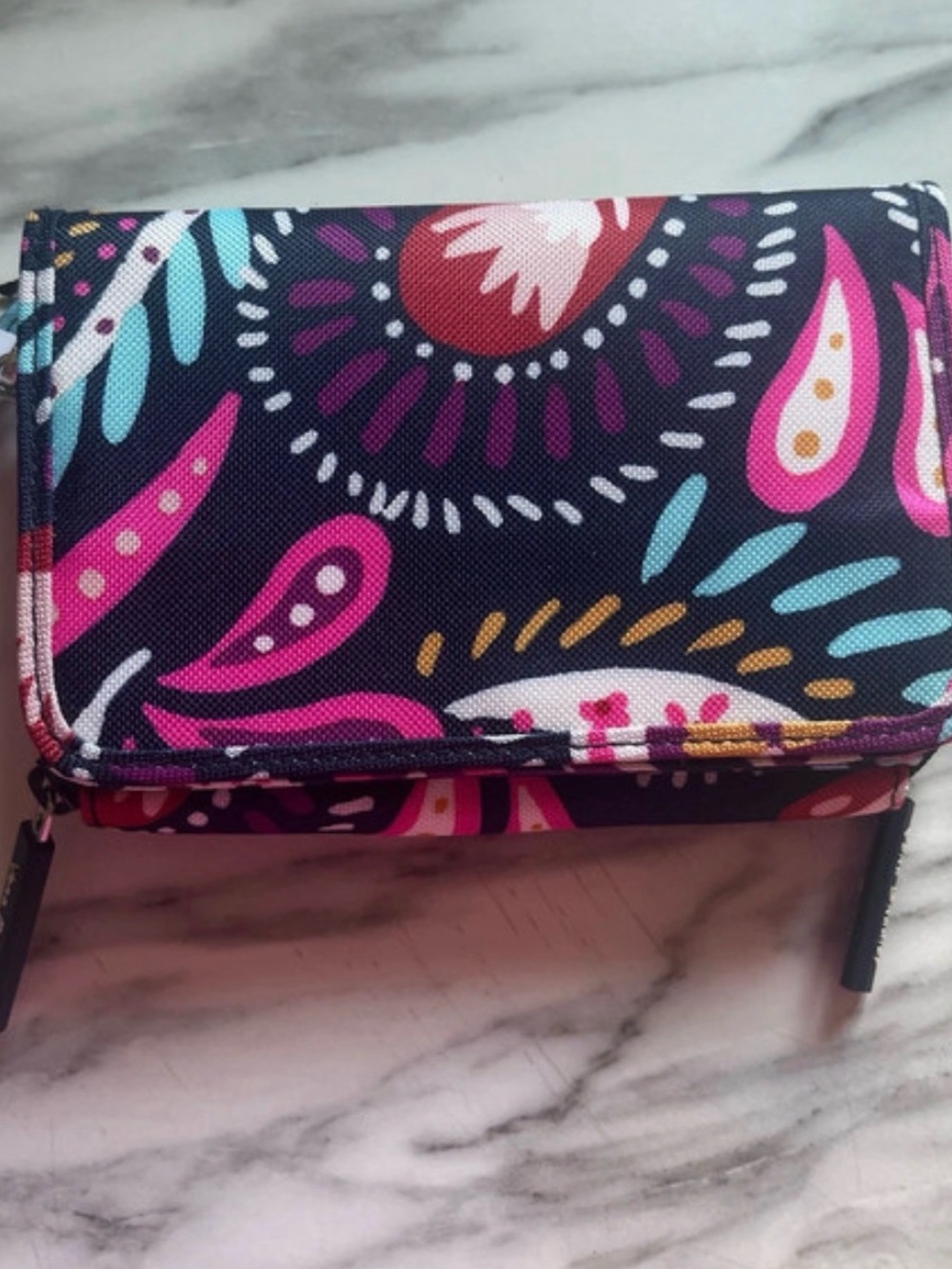 NWT Vera Bradley 3 in 1 Crossbody Paisley Print